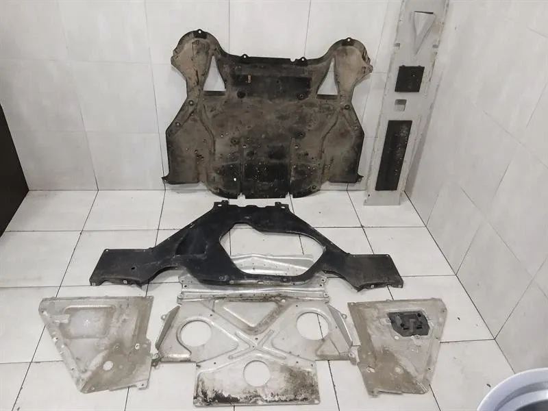 AUDI R8 4S AWD Undertray 4S0825201C SET Underbody Trim SET