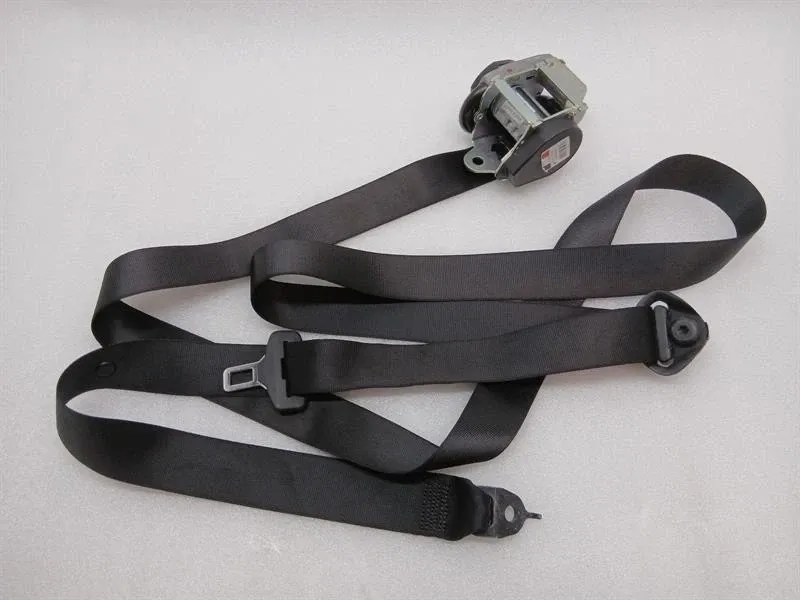 Mercedes GLS63 AMG left rear seat belt A1668602585 seat belt rear left