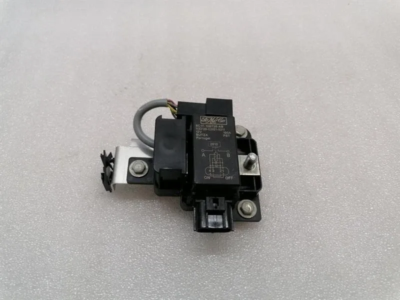 Aston Martin Rapide 10-14 Relay 6C1T-10B728-AB Relay