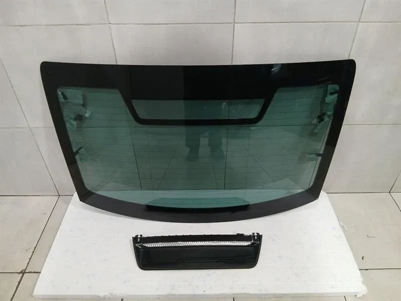 Porsche Taycan 9J rear screen 9J1845051AK rear window