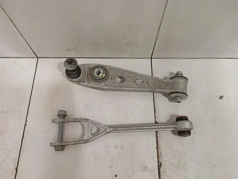 Porsche 911 992 Turbo AWD Front Wishbone 992407165D Front Wishbone 992407325J