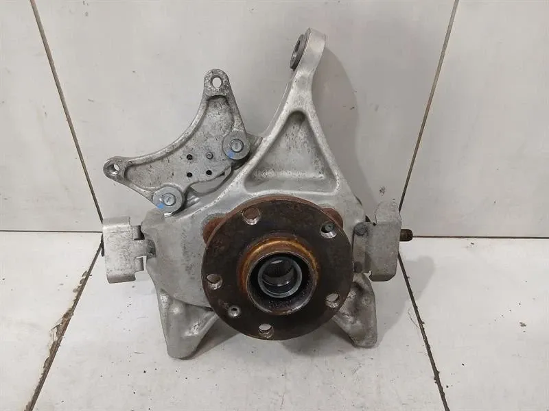 McLaren 720S Coupe Left Rear Hub 14BA022CP Wheel Bearing Housing Rear Left KNUCKLE