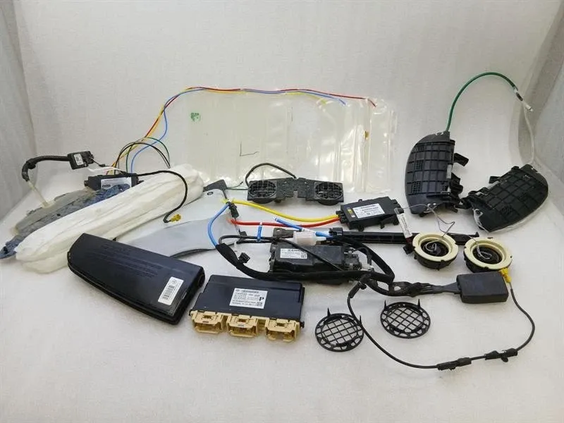 Mercedes GLS63 AMG Left Seat Parts A1668001200 Left Seat Parts
