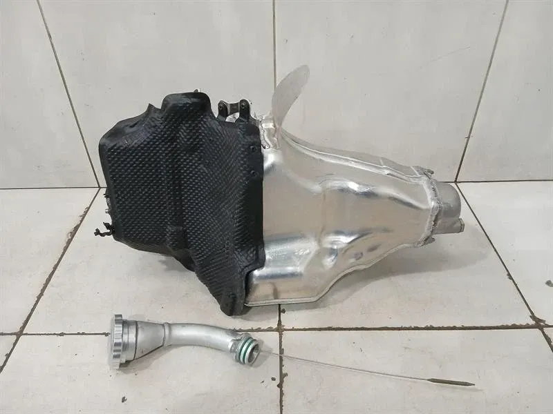 Ferrari 296 GTS F171 oil sump 742173 oil pan oil tank dry sump
