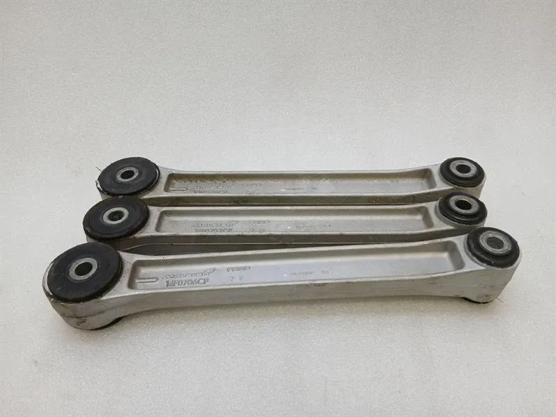 McLaren 720S Coupe Engine mount 14F0706CP engine mount