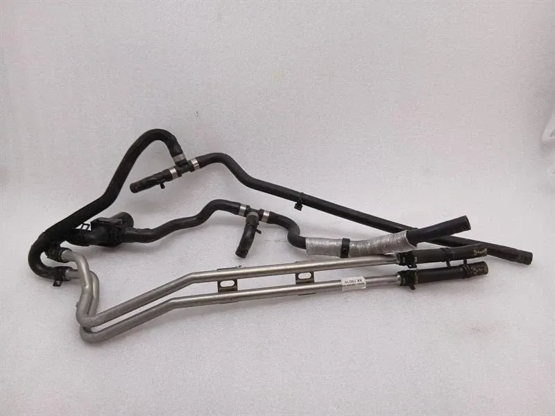Aston Martin Rapide 10-14 heater valve AD43-18495-AA heater valve
