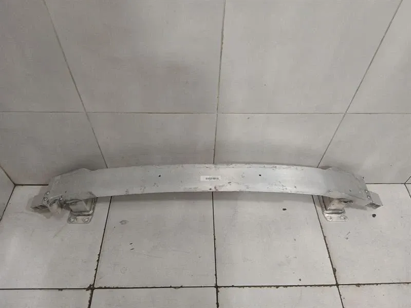Bentley Flying Spur BY631 Front Bumper Beam 3SE805241A Front Bumper Carrier