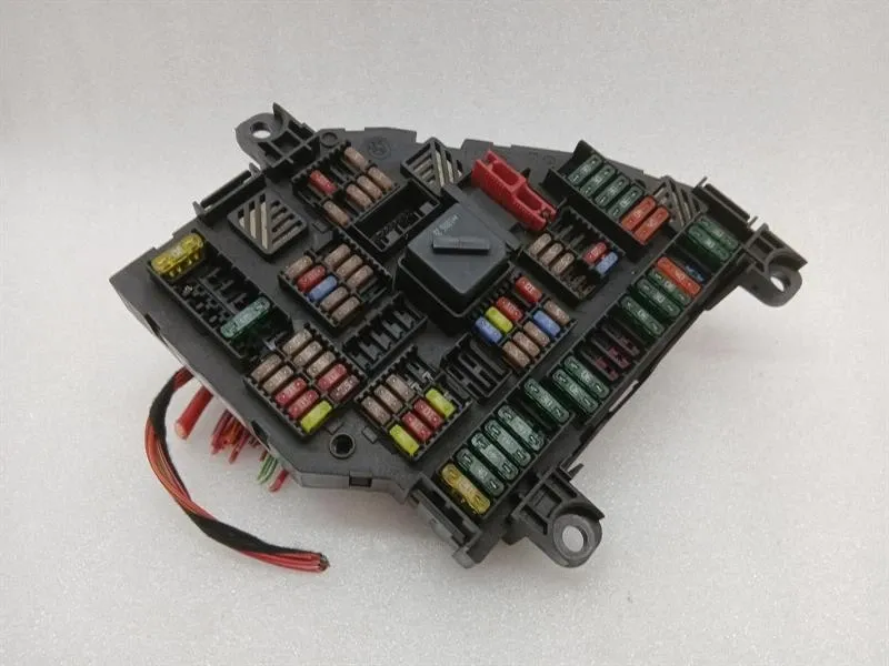 Rolls Royce Ghost Series 1 09-14 Fuse Box 9192544 Fuse Box