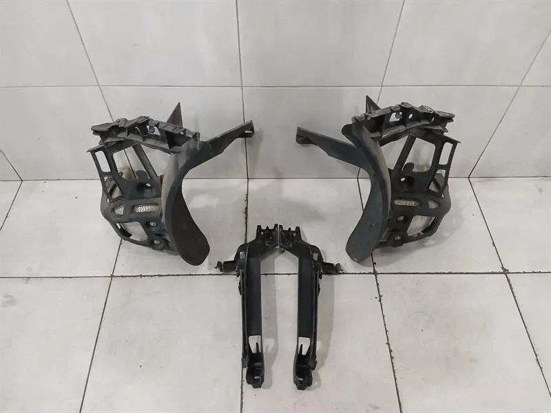 Porsche Cayman 981 holder bracket 98150563101 rear bumper set holder carrier set