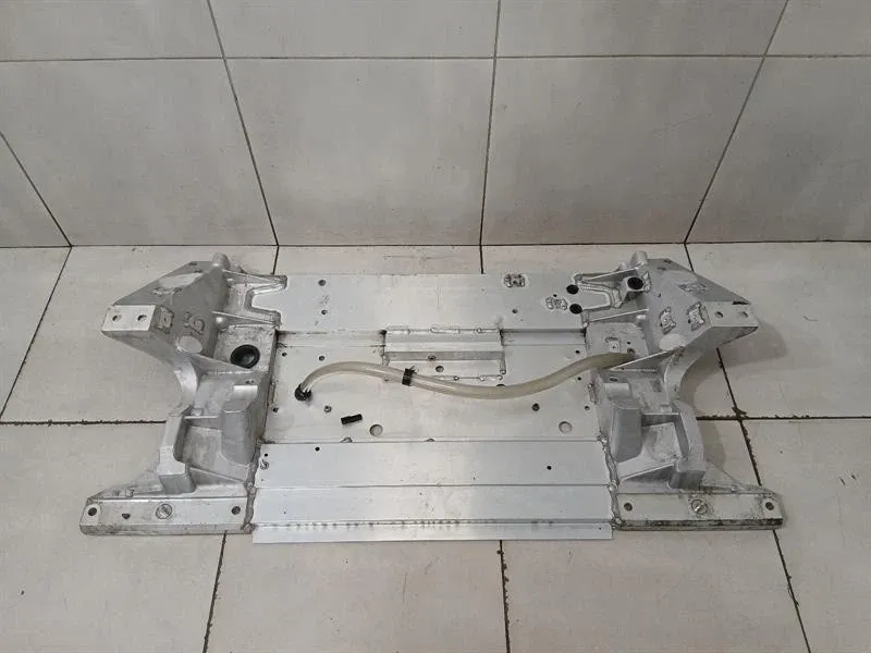 McLaren 720S Coupe Beam Subframe Front 14AA358CP Front Axle Carrier