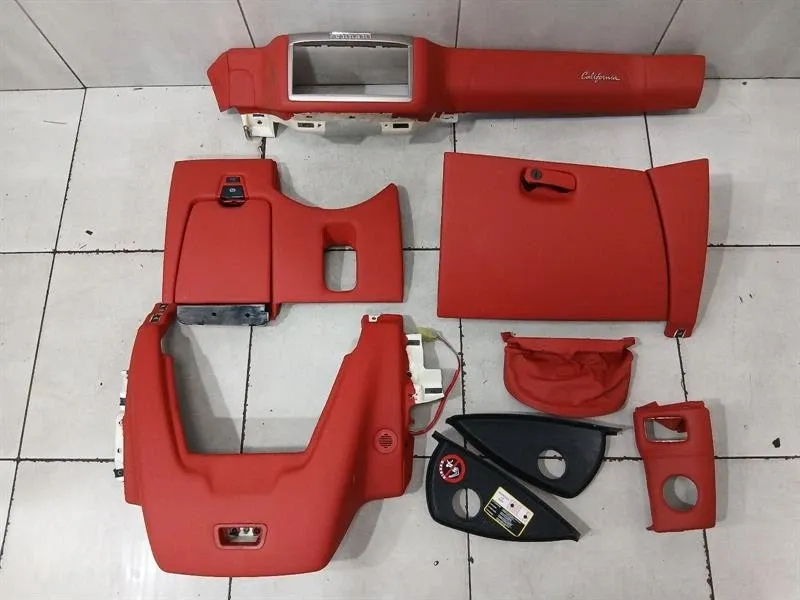 Ferrari California F149 08-14 4.3 Glovebox 80809230 Lower Red Dash