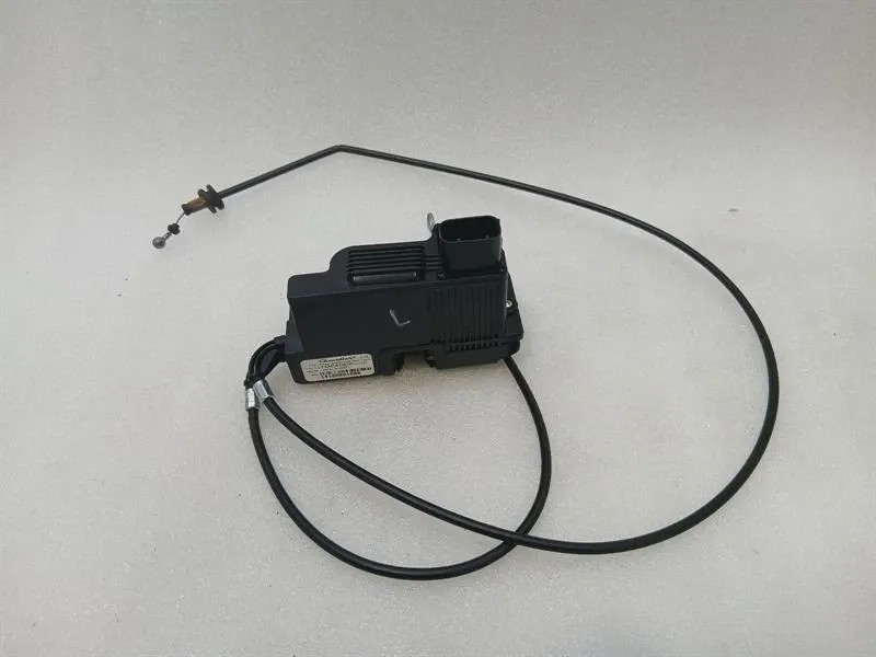 McLaren 720S coupe door lock 14AC419CP door lock left left