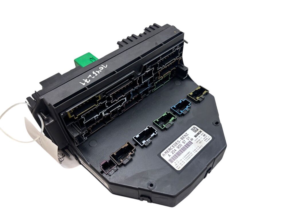 F005V00940 Fuse box MERCEDES-BENZ C-CLASS (W204) (2007-2013)