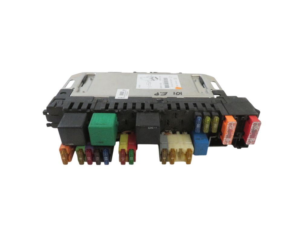 A2305452032 2305452032 05045129 08045193 2305401850 Fuse box MERCEDES-BENZ SL-CLASS (R230) (2001-2012)
