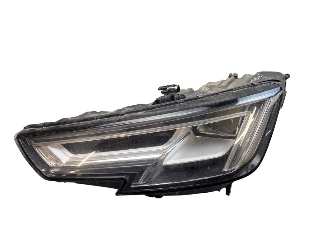 8W0941773 Headlight left AUDI A4 (8W, B9) (2015-)
