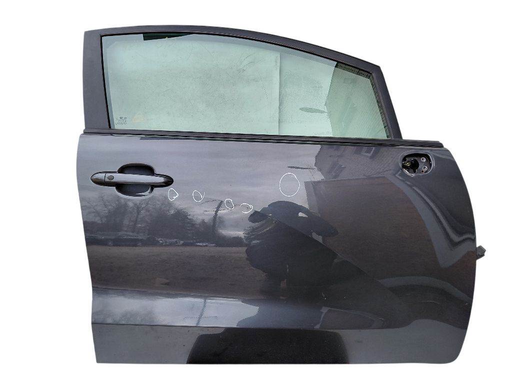 760041W010 Door Front Right KIA RIO III (UB) (2010-2017)