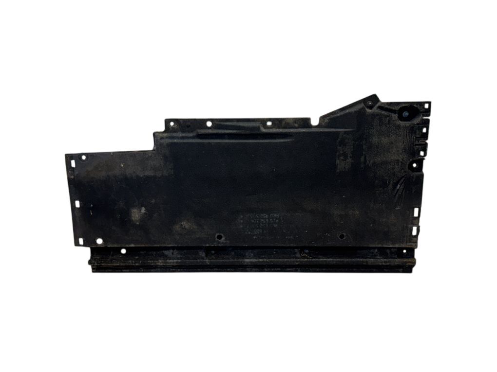 8K0825208H Body splash shield right AUDI A4 / A4 ALLROAD (B8) (2007-2015)