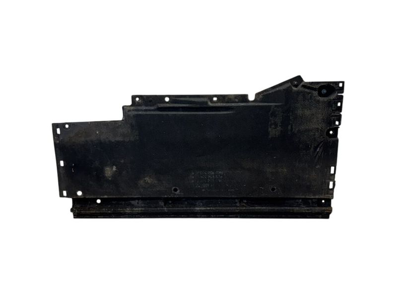 8K0825208H Body splash shield right AUDI A4 / A4 ALLROAD (B8) (2007-2015)