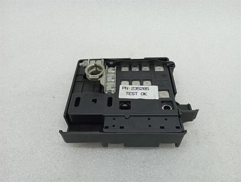 Ferrari 599 GTB F141 Battery ECU 235285 Fuse Box 980139749