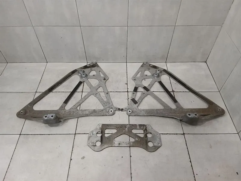 BMW 4 M4 G82 G22 holder bracket 9504173 rear set holder carrier rear rear