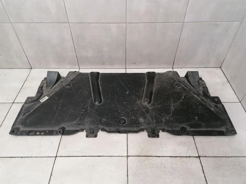 Porsche 911 992 GT3 Undertray 9GT825521 Underbody Trim Faulty