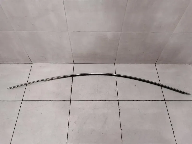 Bentley Continental GT V8S Body Moulding 3W8853835F Bar