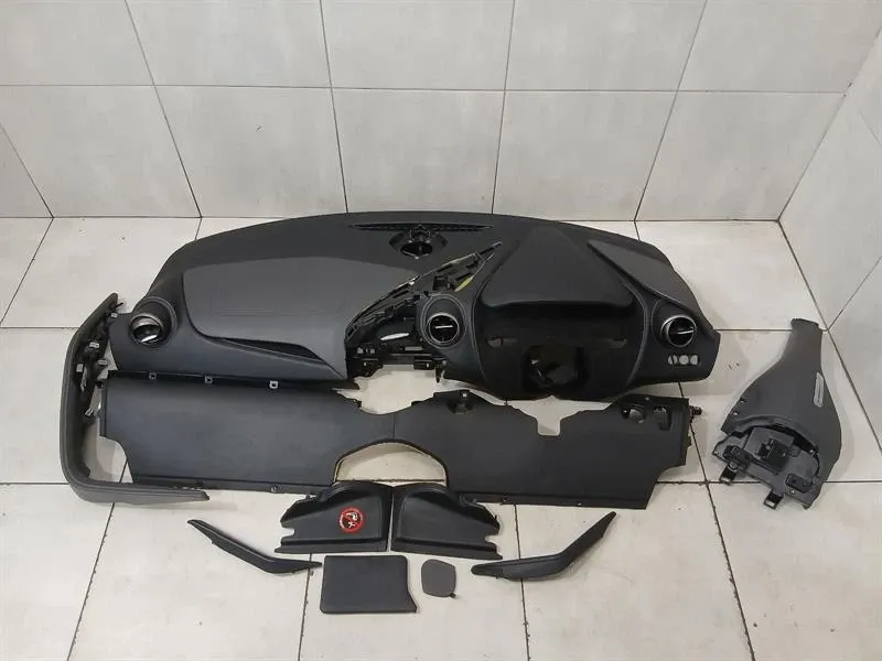 McLaren 720S Coupe Dashboard 14N0781CP RHD RIGHT HAND DRIVE