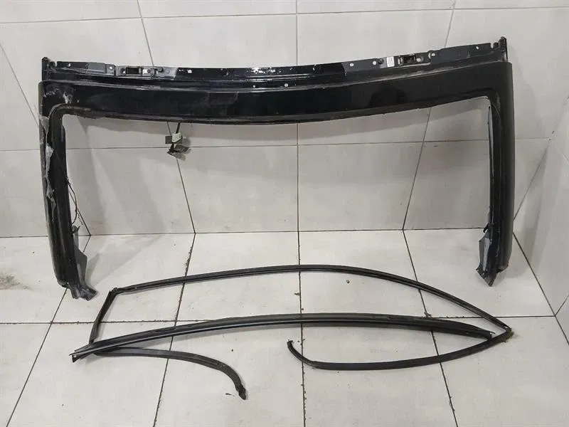 ASTON MARTIN DB9 VOLANTE 6G33-L03014-AE WINDSCREEN FRAME