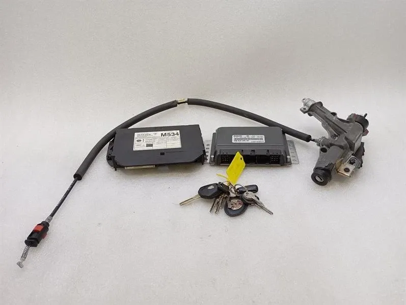 Porsche 911 996 Engine ECU KEY 99661860500 Engine Control Unit 99661826200