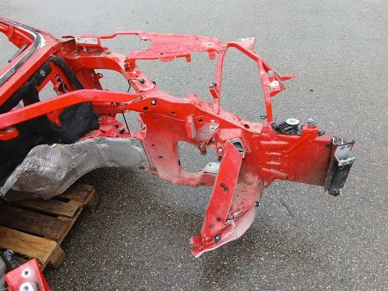 Ferrari Roma F169 Left Front Chassis Leg 985334829 Left Front Wheel Arch Damaged