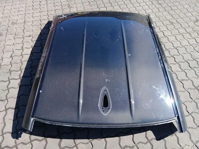 BMW 4 M4 G82 G22 Hardtop 9879800 Carbon Hardtop Roof Panel Defects