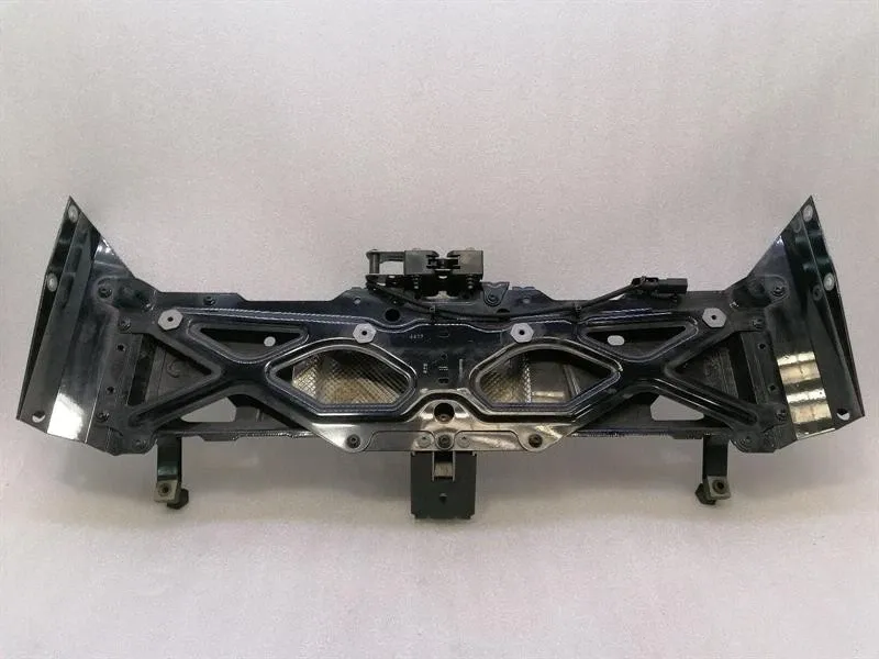Audi R8 4S AWD Spyder rear panel spacer holder bracket 4S7813298B holder carrier