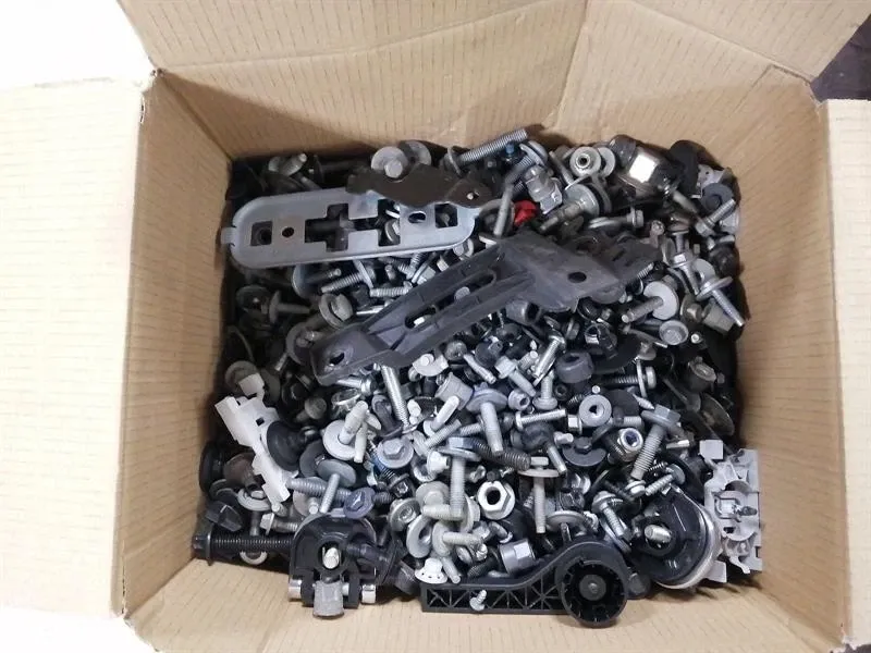 LAND ROVER RANGE ROVER L405 SCREWS BOLTS FROM ONE CAR BOLTS