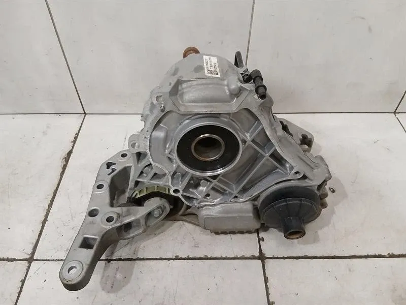 BMW 4 M4 G82 G80 X-Drive AWD Transfer Box 9847756 Transfer Case