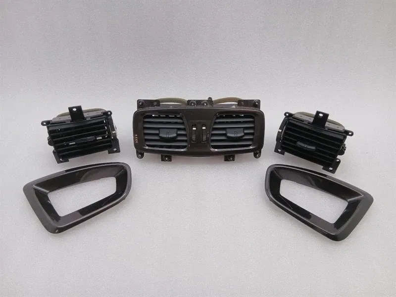 Aston Martin Vanquish AM310 Air Vent Set CD33-046B31-AB Vent Kit
