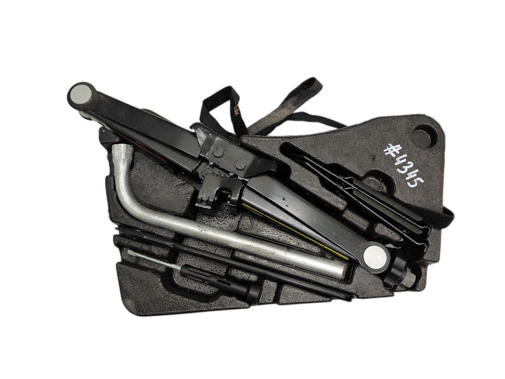 7P6011031 7L6011141 7P6012112B Tool Kit VW TOUAREG II (7P) (2010-2018)