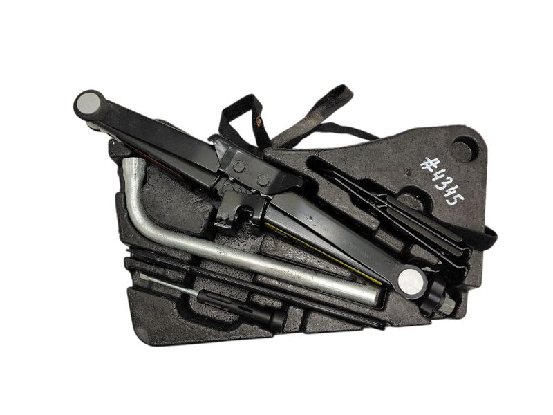 7P6011031 7L6011141 7P6012112B Tool Kit VW TOUAREG II (7P) (2010-2018)
