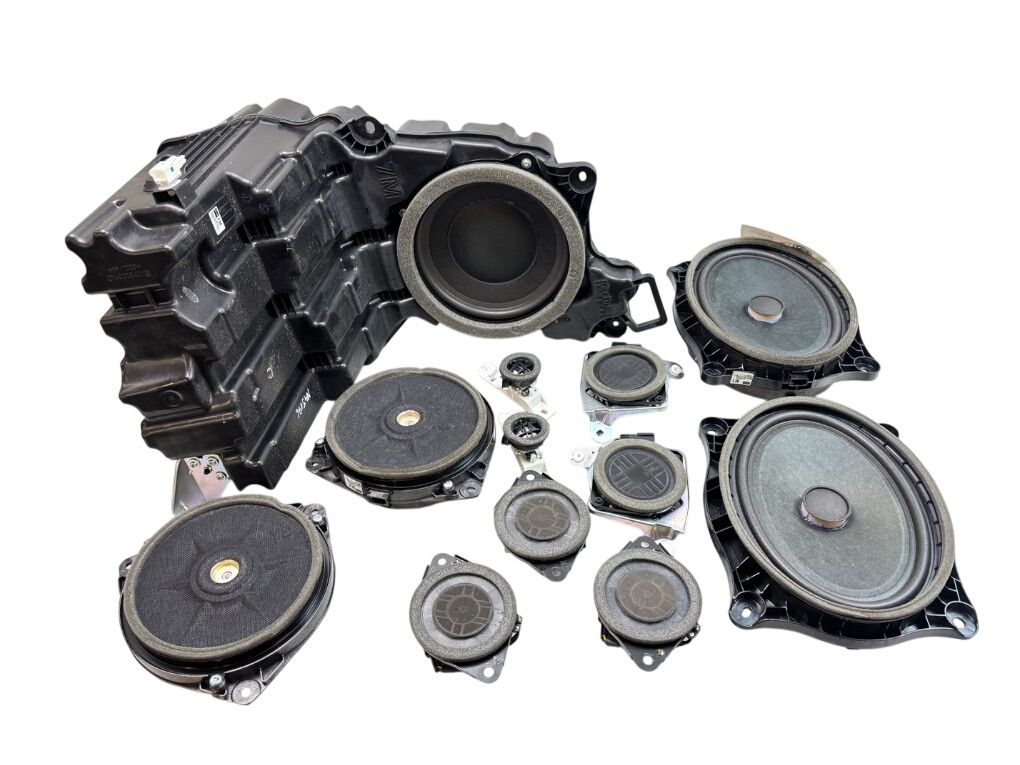861500W370 Set of loudspeakers LEXUS RX IV (AL20) (2015-2022)