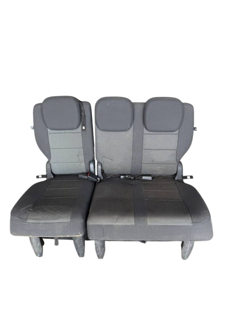 Rear Seat CHRYSLER VOYAGER V (RT) (2007-2016)