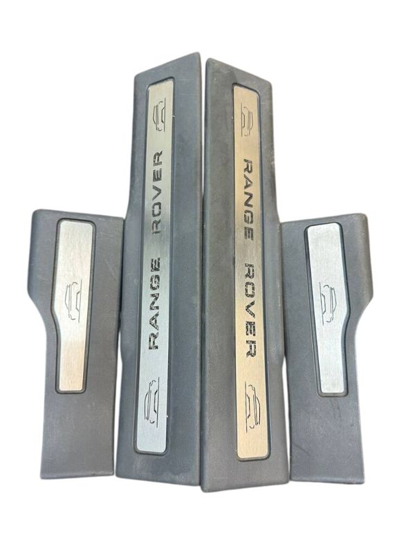 LR066903 BJ3213201AE8LAA LR066912 BJ3213200AE8LAA LR042984 BJ3213244AE8LAA LR042988 BJ3213245AE8LAA Scuff plate set LAND ROVER EVOQUE I (L538) (2011-2018)