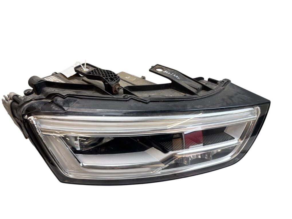 8U0941774A Headlight right AUDI Q3 (8U) (2011-2018)