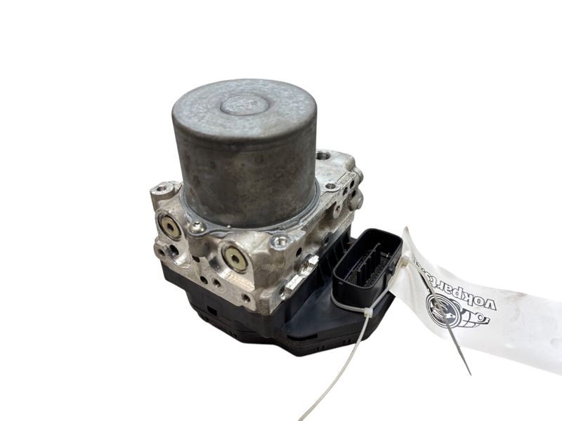 1330002240 ABS hydraulic unit / pump INFINITI M IV / Q70 (Y51) (2010-2019)