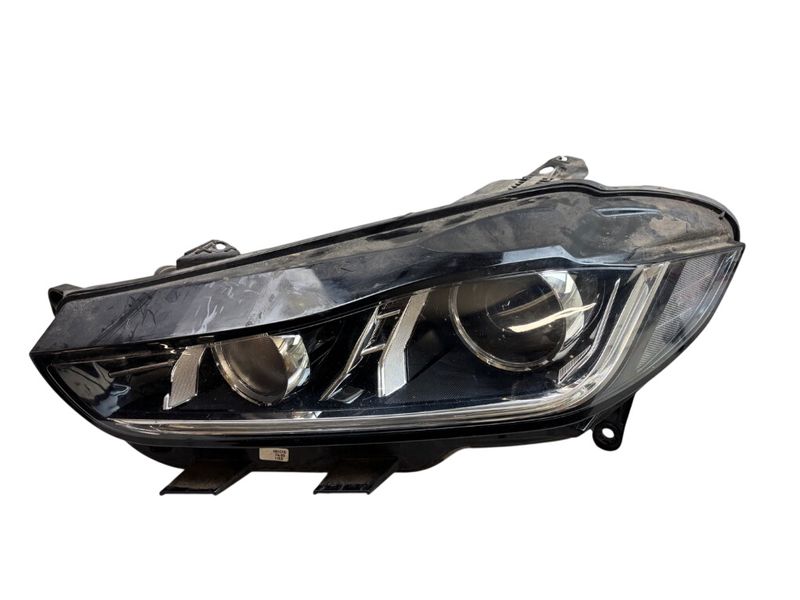 T4N17217 Headlight left JAGUAR XE (X760) (2015-2024)