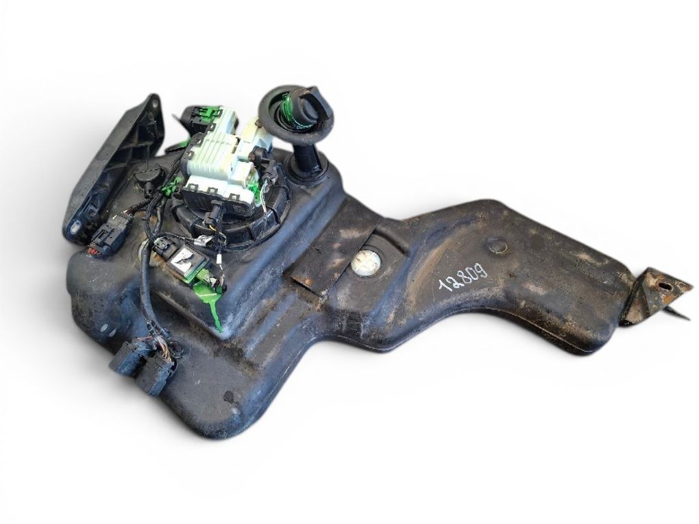7N0131877 AdBlue tank SEAT ALHAMBRA II (7N) (2010-2020)