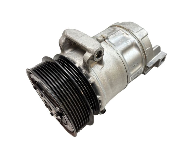 36011563 AC / aircon Compressor VOLVO XC60 II (246) (03.17-)