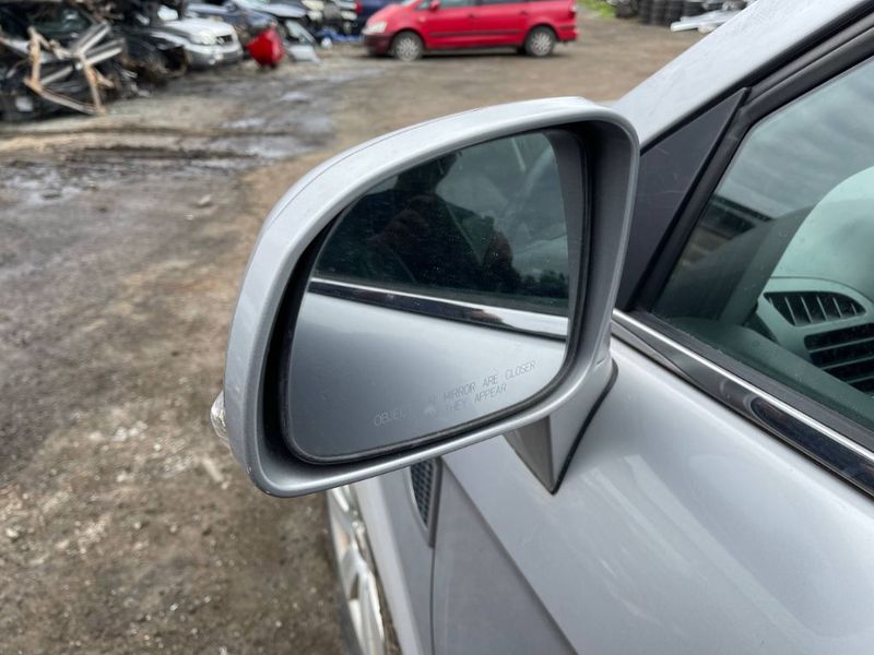 Mirror left CHEVROLET CAPTIVA I (2006-2018)