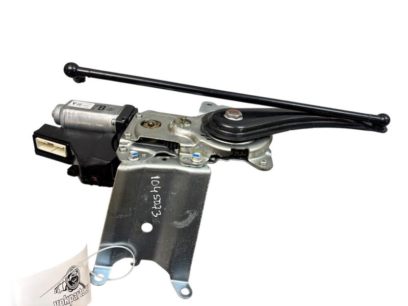 5813A149 Power bootlid / tailgate motor MITSUBISHI OUTLANDER III (GG, GF, ZJ, ZK, ZL) (2012-2021)