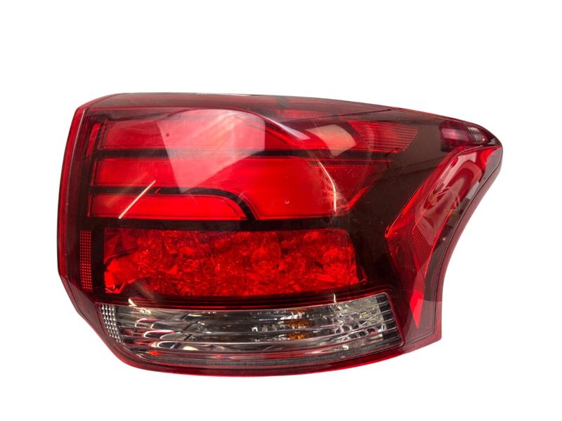 8330B174 Tail light, right MITSUBISHI OUTLANDER III (GG, GF, ZJ, ZK, ZL) (2012-2021)