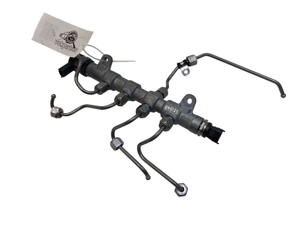 044521446C 0281006198 Fuel Distributor / fuel rail PEUGEOT BOXER (250) (2006-)