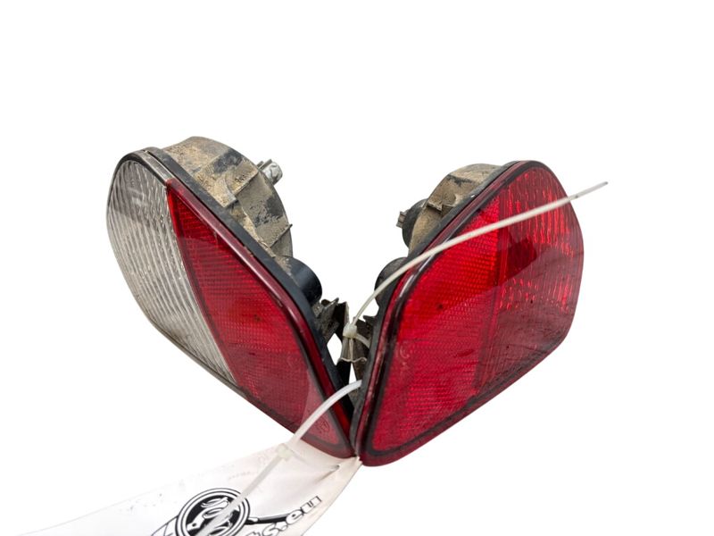 8336A153 8336A138 Extra light / reflector in rear bumper set MITSUBISHI OUTLANDER III (GG, GF, ZJ, ZK, ZL) (2012-2021)
